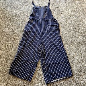 Wide leg jumpsuit